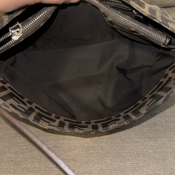 FENDI Baguette Handbag - Picture 12 of 14